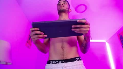 Snapshot of eros_chipre chatting on 02/26/25, 12:03 Eros online show from 02/26/25, 12:03