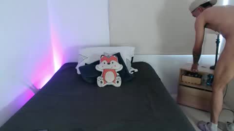 Snapshot of eros_chipre chatting on 10/26/25, 07:20 Eros online show from 10/26/25, 07:20