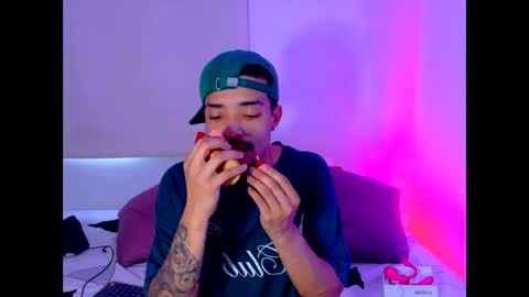 Snapshot of eros_chipre chatting on 12/03/25, 07:12 Eros online show from 12/03/25, 07:12