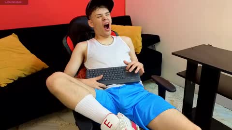 Eros online show from 06/07/26, 03:54