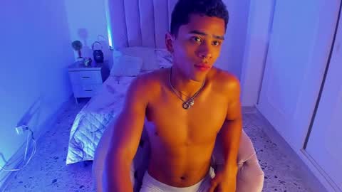 eros_wild online show from 03/09/25, 10:19