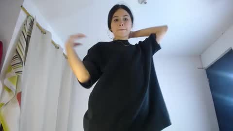 Snapshot of erosgirls_ chatting on 10/10/25, 03:27 erosgirls_ online show from 10/10/25, 03:27