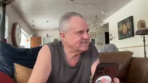 eros online show from 02/20/25, 08:47