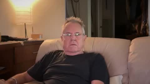 eros online show from 10/26/25, 12:55