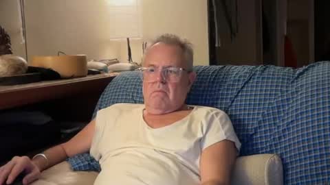 eros online show from 11/21/25, 08:24