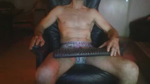 Snapshot of erostja557 chatting on 10/28/25, 05:15 erostja557 online show from 10/28/25, 05:15