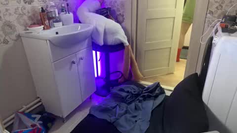 Snapshot of eroticartsss chatting on 01/11/26, 11:04 Rachel Rach online show from 01/11/26, 11:04