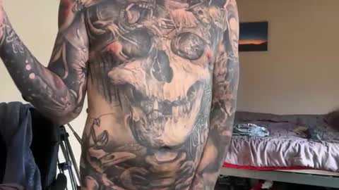 Erotic CloseUps online show from 12/16/25, 07:19