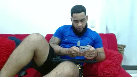 Snapshot of eroticoblack chatting on 10/17/25, 02:37 Eroticoblack online show from 10/17/25, 02:37