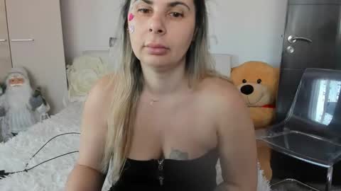 eroticsensualkitty4u online show from 02/14/26, 09:28