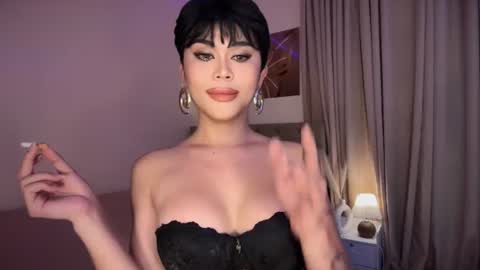 monica online show from 07/04/26, 11:16