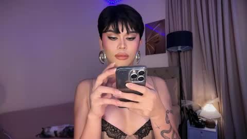 monica online show from 07/09/26, 08:13