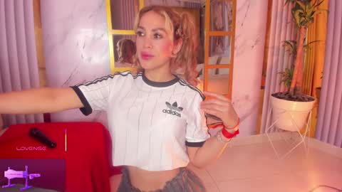 TINY  online show from 02/28/25, 09:44