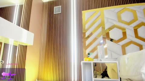 TINY  online show from 03/05/25, 04:02