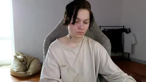 esajukyy online show from 05/16/26, 05:15