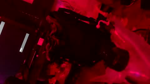 esc del online show from 12/02/24, 07:49