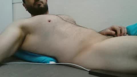 Snapshot of escapee4a chatting on 03/11/25, 01:37 samshiro4k online show from 03/11/25, 01:37