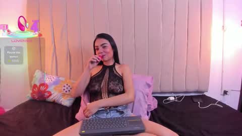 Scarlett online show from 03/26/26, 04:18