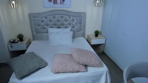 Escarlet online show from 09/22/25, 01:46