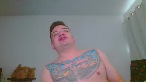 Snapshot of escodamus12 chatting on 01/07/25, 06:35 escodamus12 online show from 01/07/25, 06:35