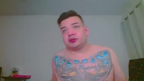 Snapshot of escodamus12 chatting on 01/08/25, 12:49 escodamus12 online show from 01/08/25, 12:49