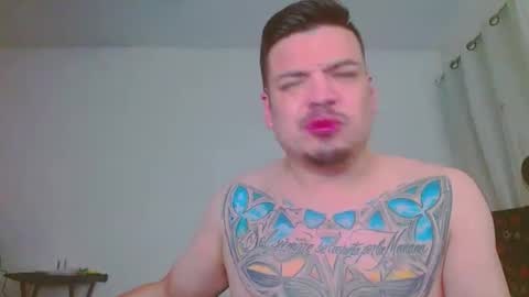 Snapshot of escodamus12 chatting on 02/08/25, 01:33 escodamus12 online show from 02/08/25, 01:33