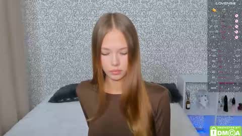 Snapshot of eshcka chatting on 09/19/25, 04:36 Megan and Brad online show from 09/19/25, 04:36