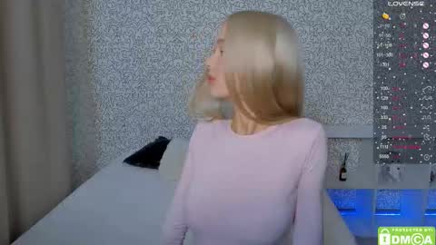 Megan and Brad online show from 11/16/25, 04:40