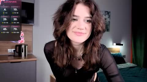 EshleGreen online show from 11/29/25, 03:15