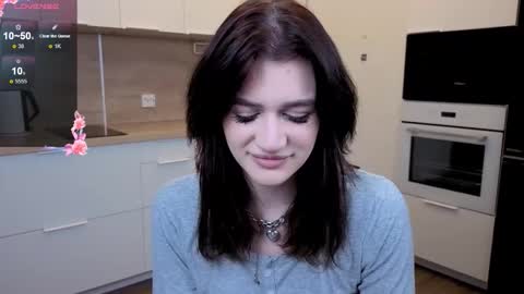 EshleGreen online show from 11/30/25, 05:50