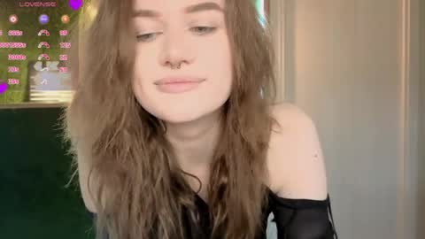 EshleGreen online show from 04/12/26, 07:19