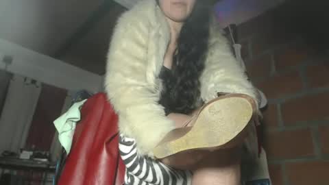 Snapshot of eskelaswd chatting on 12/01/25, 12:26 Eskela911 online show from 12/01/25, 12:26