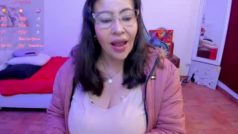 esme online show from 05/17/26, 02:02