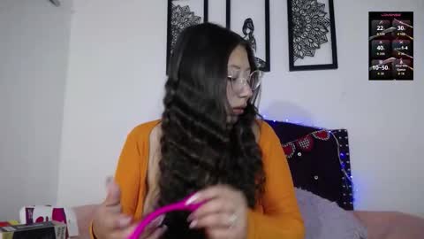 Esmeralda online show from 03/03/26, 12:11