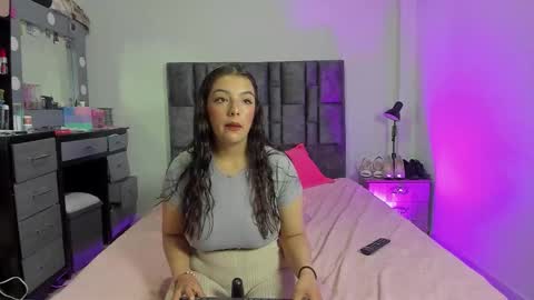 Perla online show from 01/15/26, 06:18