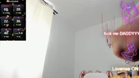 Esmeralda online show from 02/24/26, 08:18