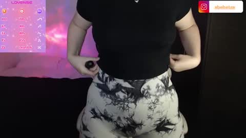 Snapshot of espagamer5 chatting on 02/16/25, 01:25 Xbebetax online show from 02/16/25, 01:25