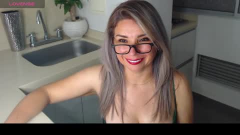 Juliana online show from 02/07/25, 12:42