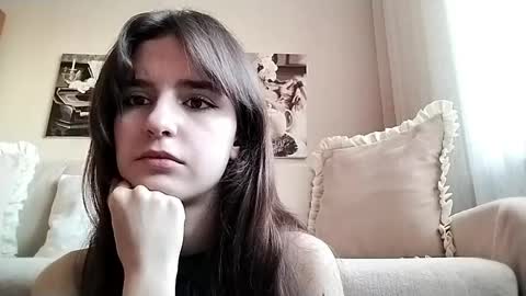 Snapshot of esperanzaskyles chatting on 06/09/26, 05:52 Jenny online show from 06/09/26, 05:52