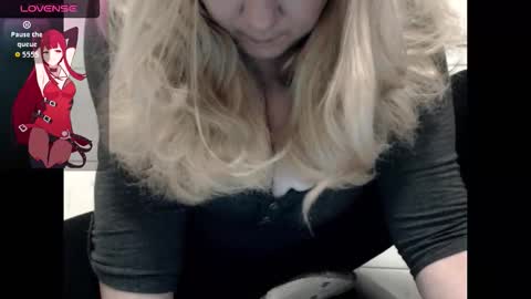 Esra online show from 10/09/25, 06:28