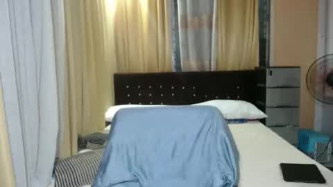 Snapshot of essabot chatting on 01/18/26, 09:40 essabot online show from 01/18/26, 09:40