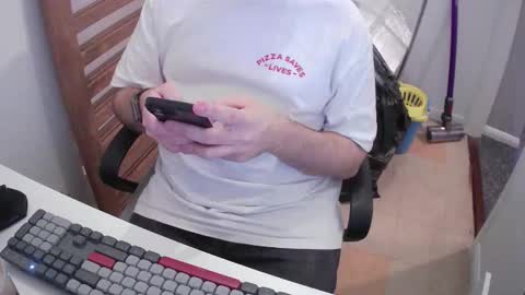 Snapshot of essex_wild chatting on 01/10/26, 07:59 Morph online show from 01/10/26, 07:59