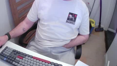 Snapshot of essex_wild chatting on 01/12/26, 09:53 Morph online show from 01/12/26, 09:53