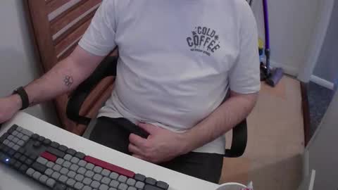 Snapshot of essex_wild chatting on 02/06/26, 11:02 Morph online show from 02/06/26, 11:02