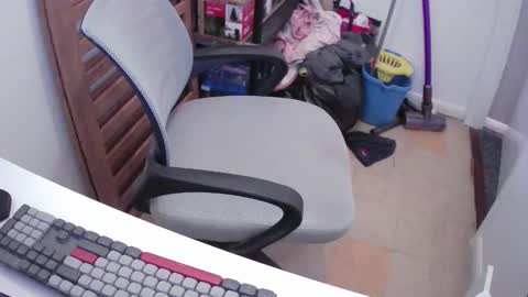 Snapshot of essex_wild chatting on 02/22/26, 08:40 Morph online show from 02/22/26, 08:40