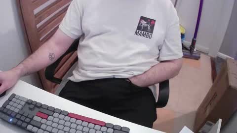 Snapshot of essex_wild chatting on 02/28/26, 08:21 Morph online show from 02/28/26, 08:21