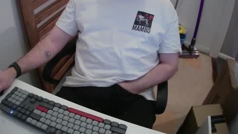 Snapshot of essex_wild chatting on 03/09/26, 09:19 Morph online show from 03/09/26, 09:19