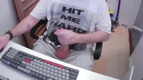 Snapshot of essex_wild chatting on 03/16/26, 09:52 Morph online show from 03/16/26, 09:52