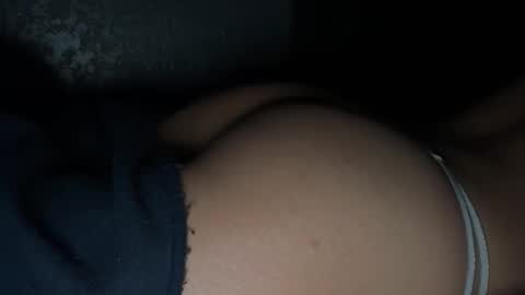 Snapshot of est1243672 chatting on 12/21/25, 05:03 est1243672 online show from 12/21/25, 05:03