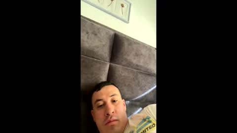 esteban121222 online show from 12/16/25, 12:54